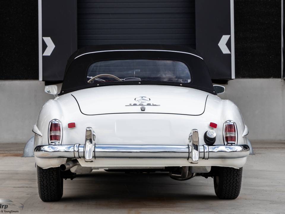 Image 16/48 de Mercedes-Benz 190 SL (1958)