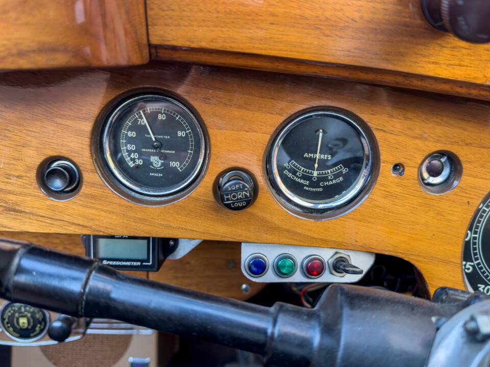Image 15/21 of Alvis 4.3 Liter Convertible (1938)