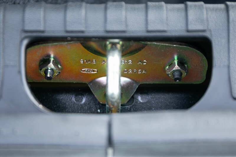 Bild 28/39 von Ford Escort RS Cosworth (1992)