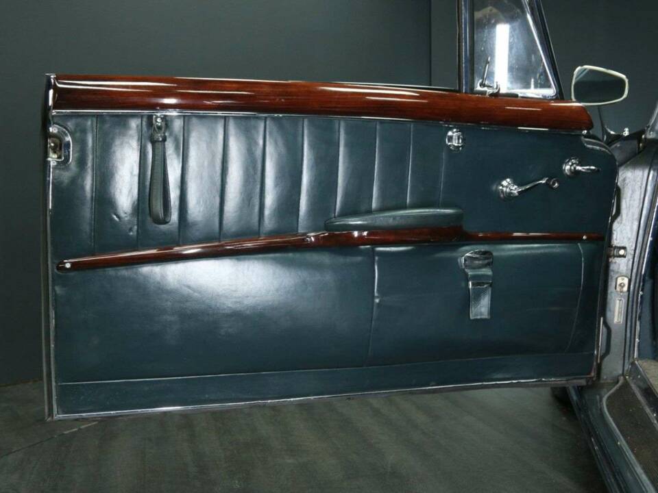 Bild 13/49 von Mercedes-Benz 220 SE (1960)