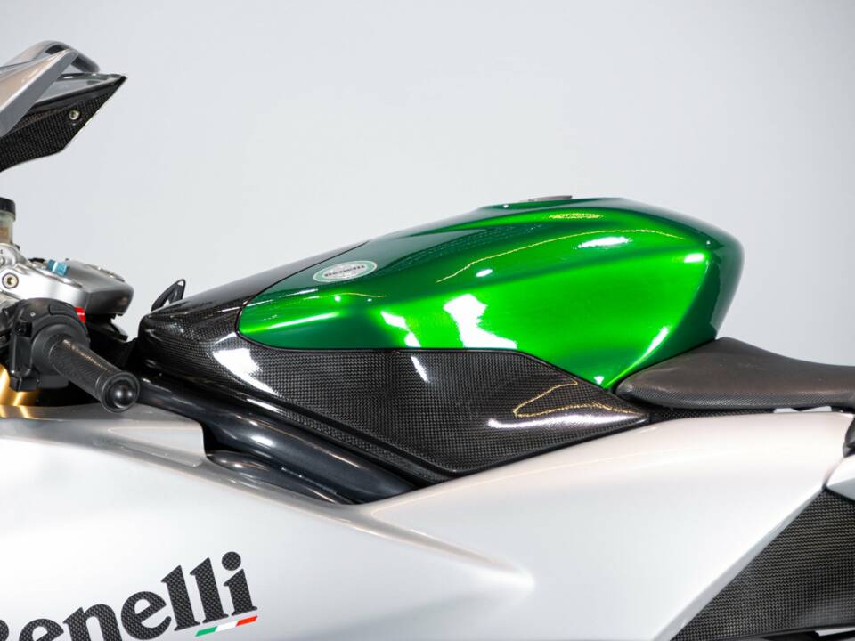 Bild 19/50 von Benelli DUMMY (2002)