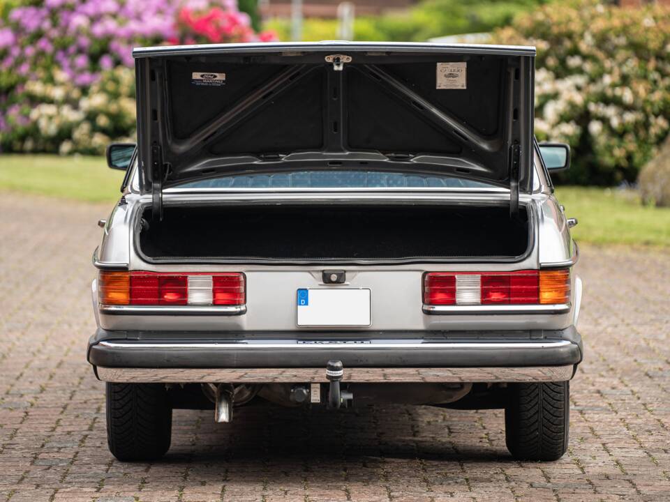 Bild 18/83 von Mercedes-Benz 300 D Turbodiesel (1983)