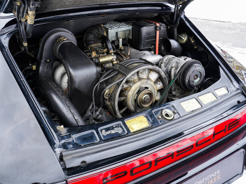 Image 27/27 of Porsche 911 Carrera 3.2 (1985)