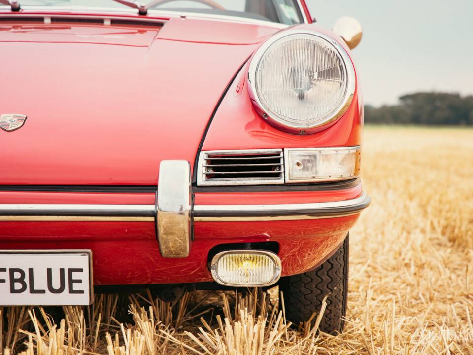 Image 15/59 of Porsche 911 2.0 (1966)