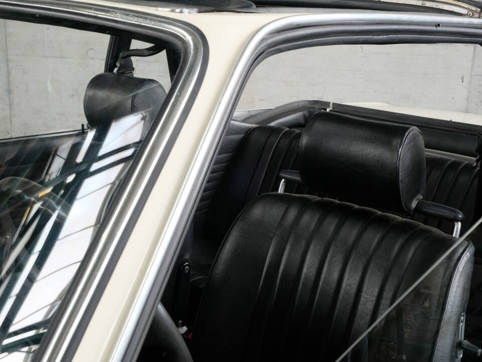 Afbeelding 25/39 van BMW 2002 Baur (1973)