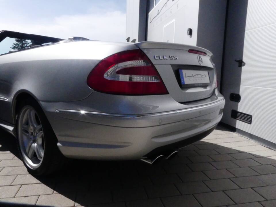 Imagen 5/48 de Mercedes-Benz CLK 55 AMG (2003)