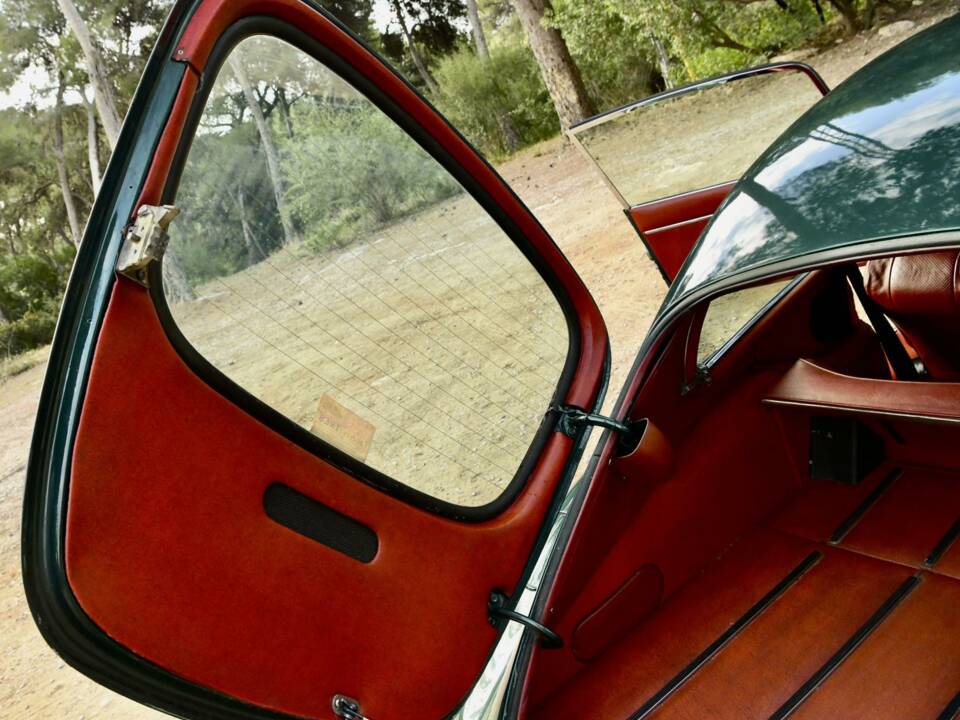 Image 20/50 of Jaguar E-Type V12 (2+2) (1973)