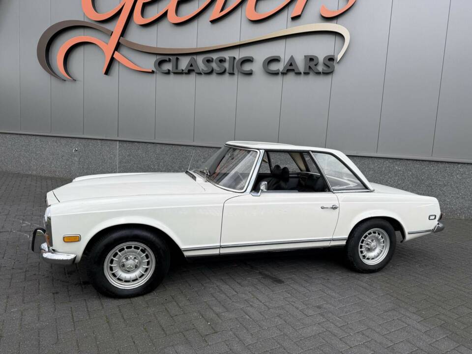 Bild 11/50 von Mercedes-Benz 280 SL (1969)