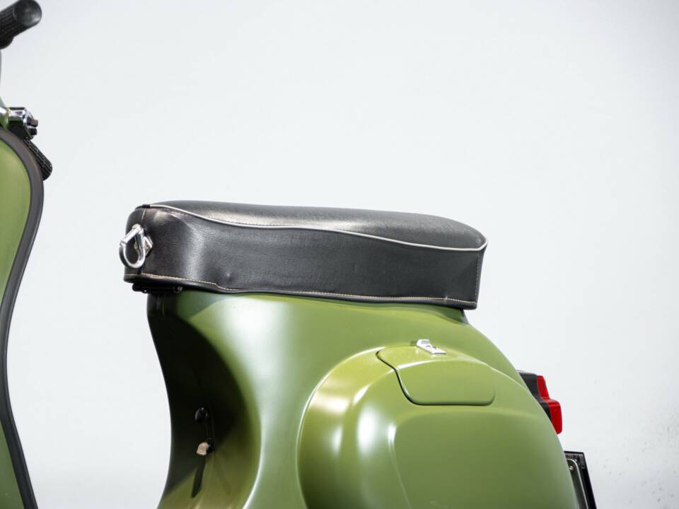 Image 18/40 of Piaggio DUMMY (1975)