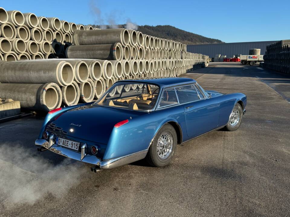 Image 3/6 of Facel Vega Facel II (1963)