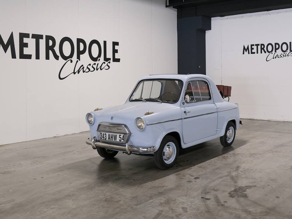 Image 1/50 de Piaggio Vespa 400 (1961)