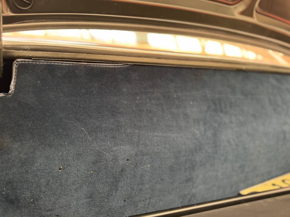 Image 34/34 of Mercedes-Benz 420 SL (1987)