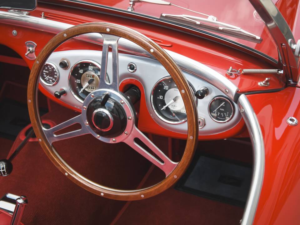 Image 12/19 of Austin-Healey 100&#x2F;4 (BN1) (1955)