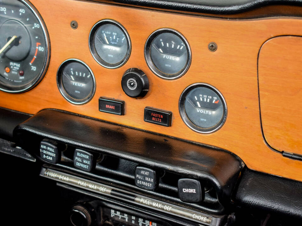 Image 49/50 de Triumph TR 6 (1974)