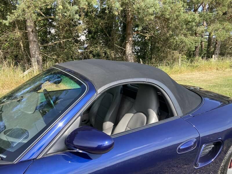 Image 34/50 of Porsche Boxster S (2001)
