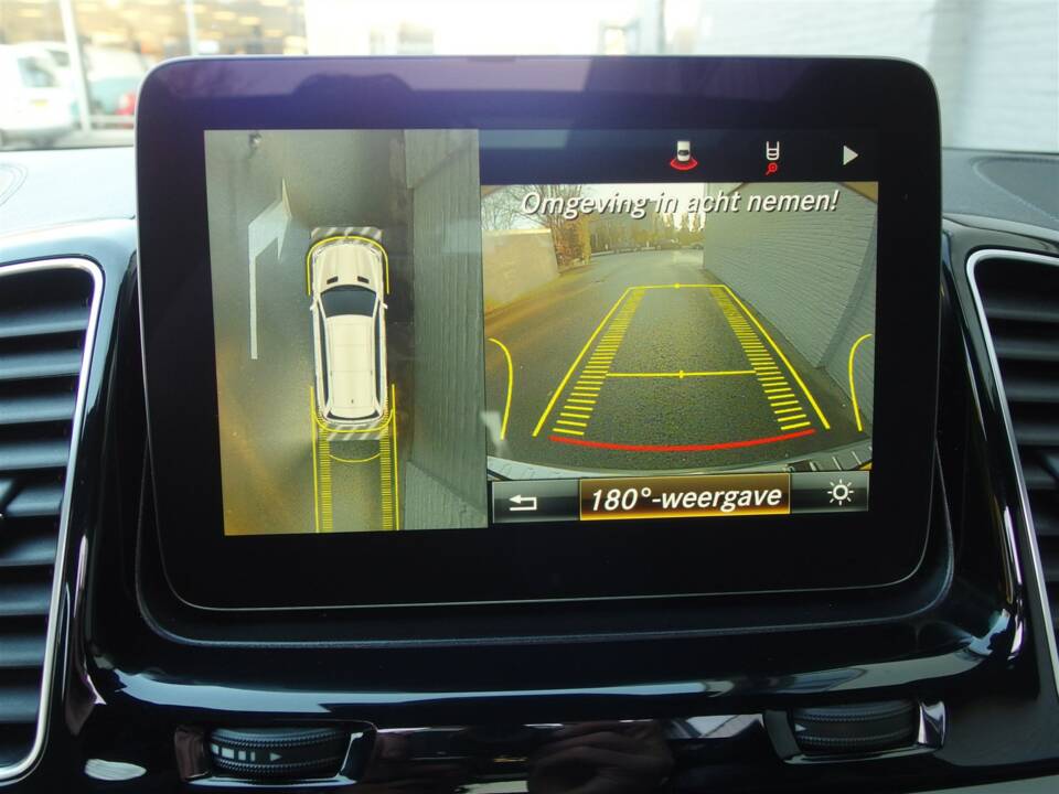 Image 48/98 of Mercedes-Benz GLS 63 AMG 4MATIC (2016)