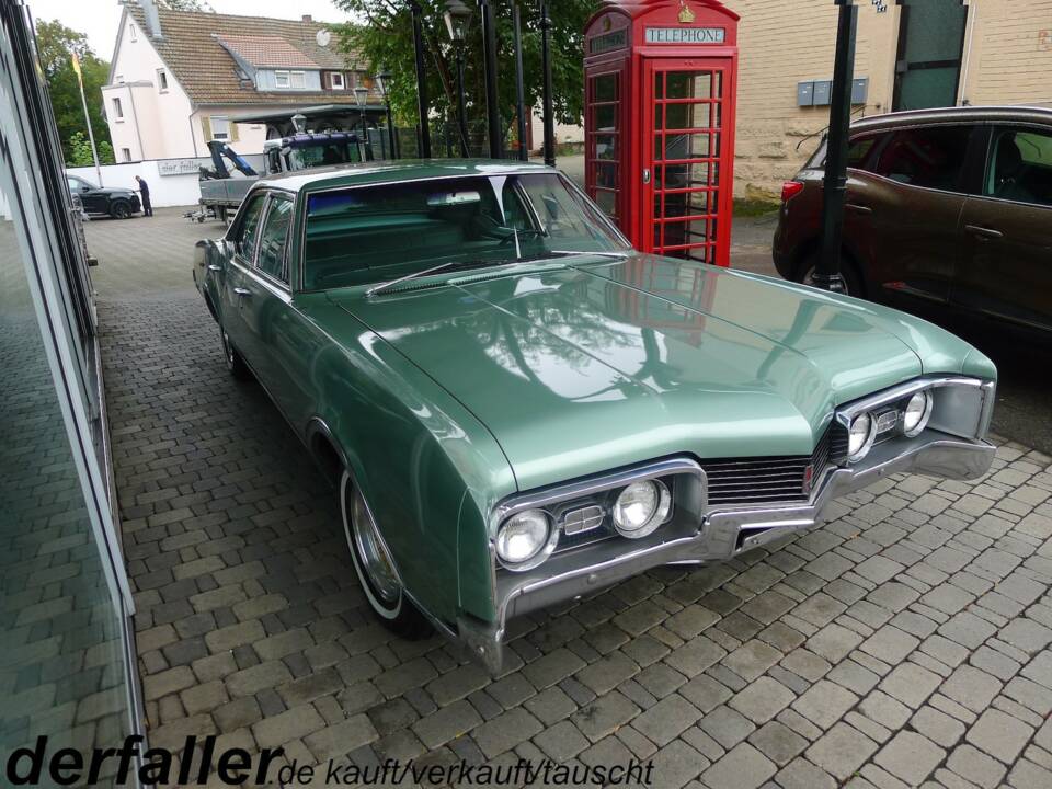 Imagen 1/15 de Oldsmobile Delta 88 (1967)