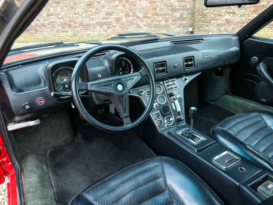 Image 34/50 of De Tomaso Pantera (1972)