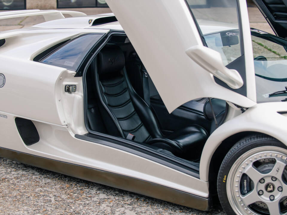 Bild 5/28 von Lamborghini Diablo SV (1998)