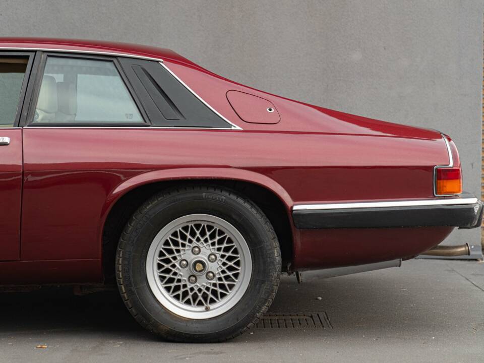 Immagine 15/50 di Jaguar XJ-S 3.6 (1988)