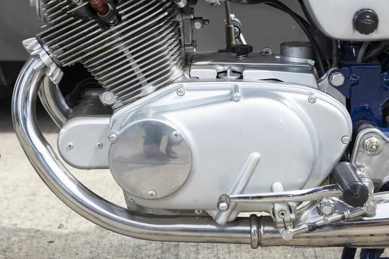 Image 32/39 of Honda CB 72 (1960)