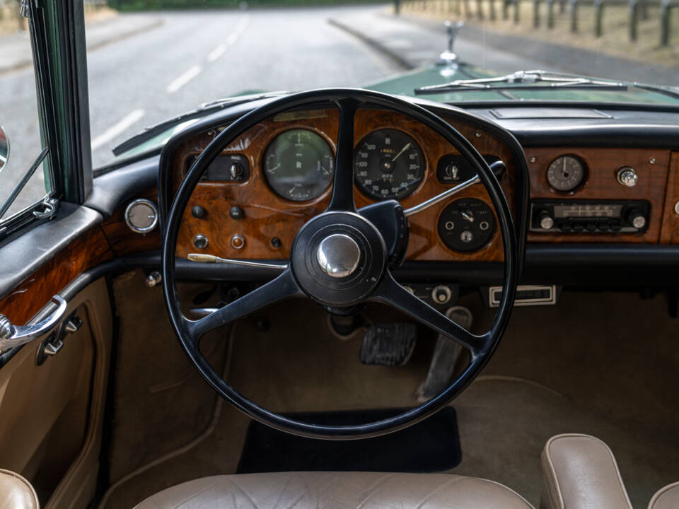 Immagine 14/22 di Rolls-Royce Silver Cloud III &quot;Chinese Eyes&quot; (1964)