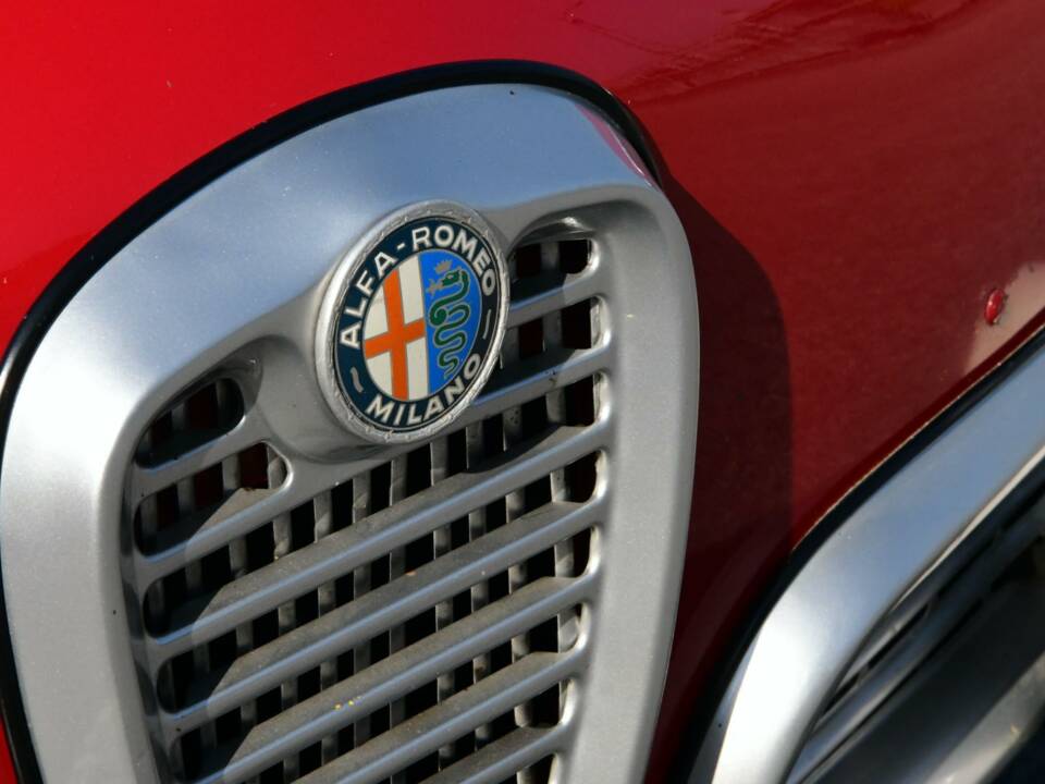 Image 22/50 of Alfa Romeo Giulietta Sprint (1961)