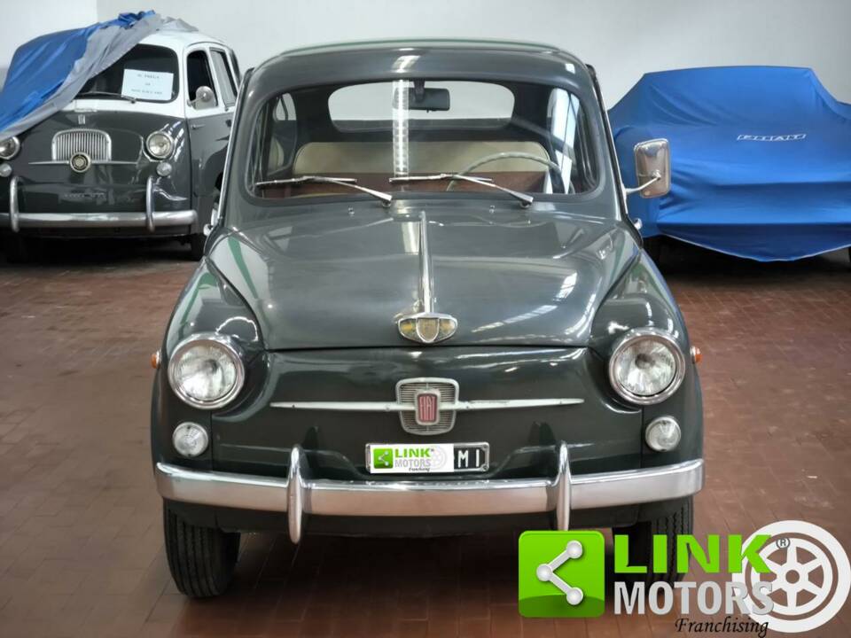 Image 8/9 of FIAT 600 D (1964)