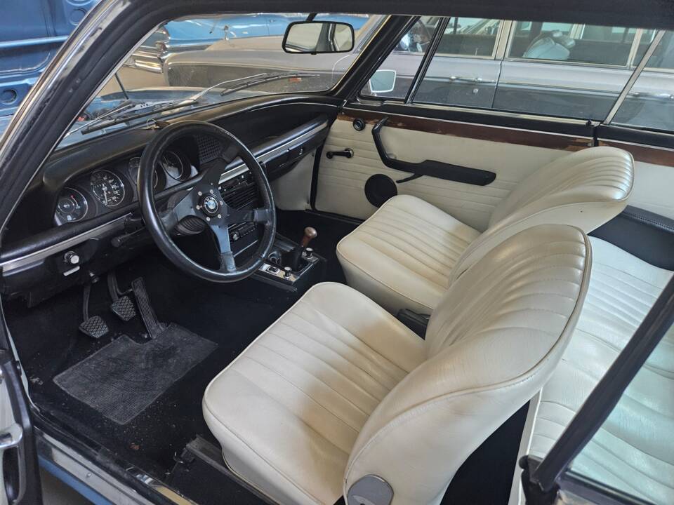 Afbeelding 4/25 van BMW 2800 CS (1969)