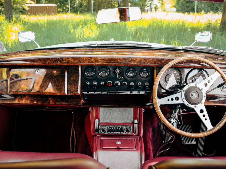 Image 5/18 de Jaguar Mk II 3.4 (1963)