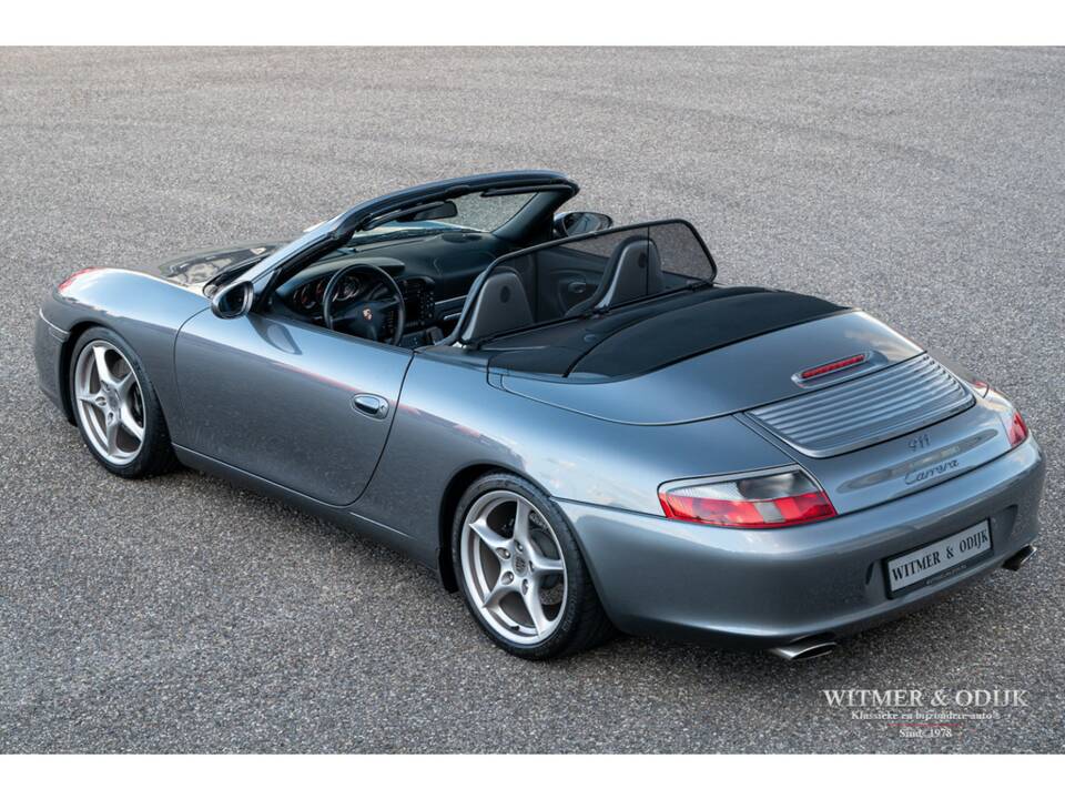 Bild 8/30 von Porsche 911 Carrera (2003)