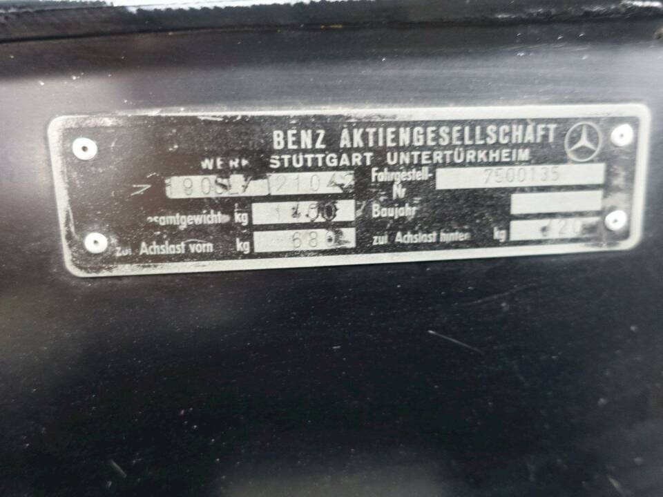 Image 37/43 of Mercedes-Benz 190 SL (1957)