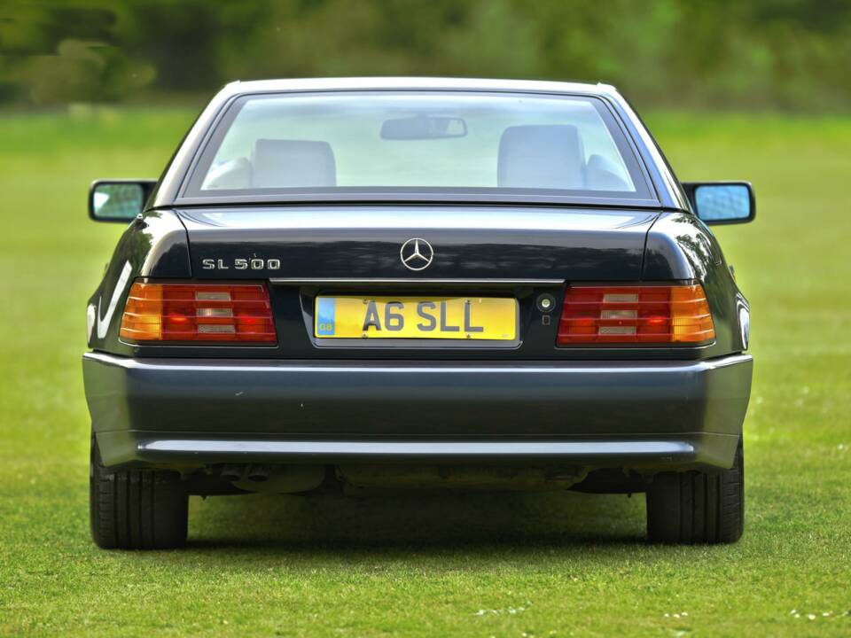 Image 24/50 of Mercedes-Benz SL 500 (1995)