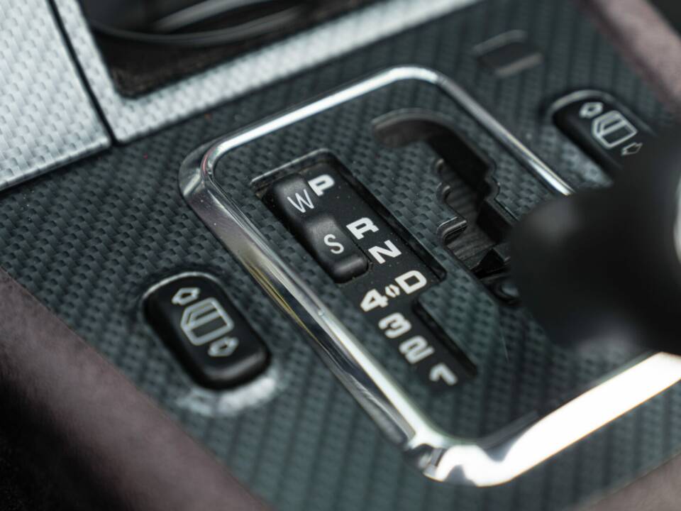 Immagine 47/50 di Mercedes-Benz SLK 230 Kompressor (1997)