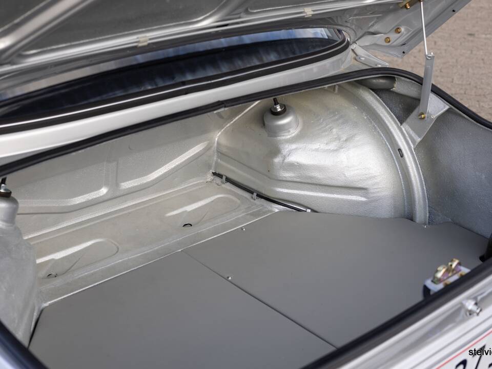 Bild 33/53 von BMW 2002 tii (1974)