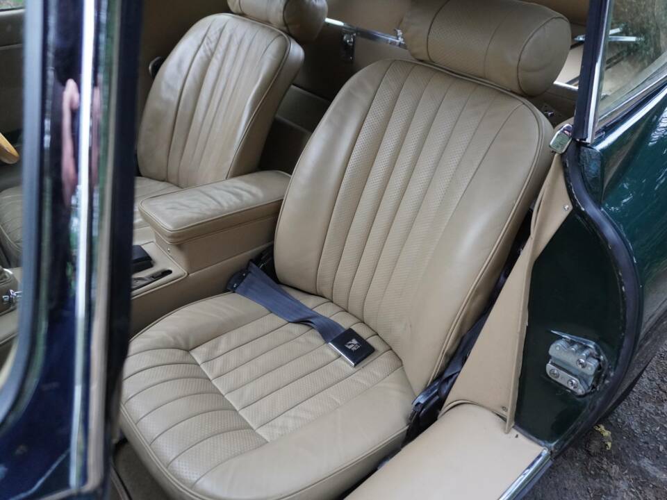 Afbeelding 13/18 van Jaguar E-Type (1970)