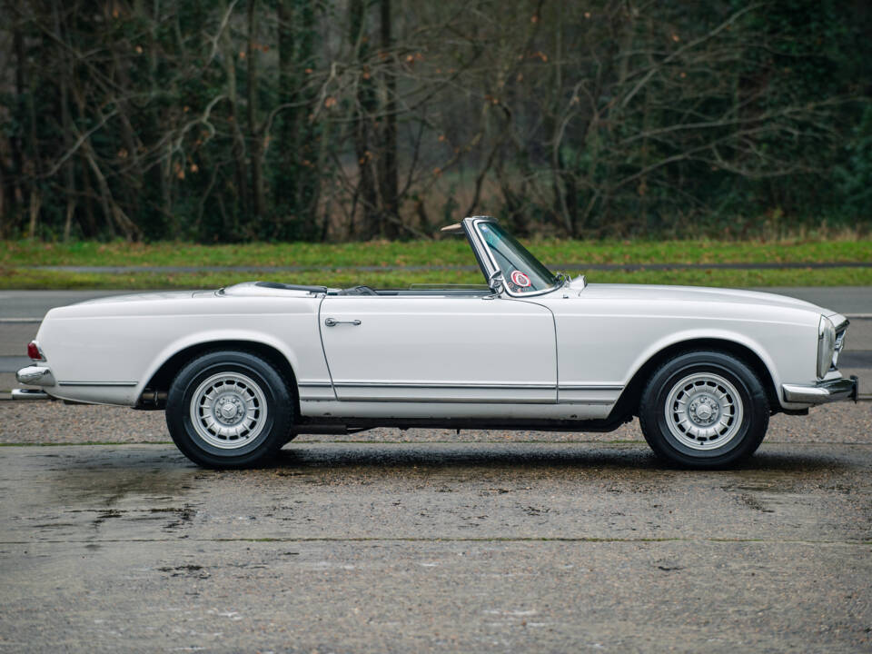 Imagen 11/26 de Mercedes-Benz 230 SL (1965)