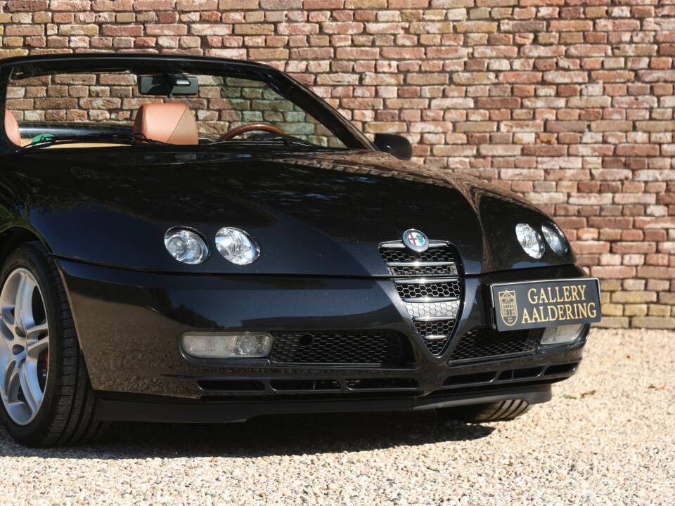 Afbeelding 47/50 van Alfa Romeo Spider 3.2 V6 24V (2003)