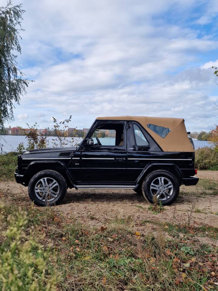 Immagine 4/92 di Mercedes-Benz G 500 Final Edition 200 (2013)