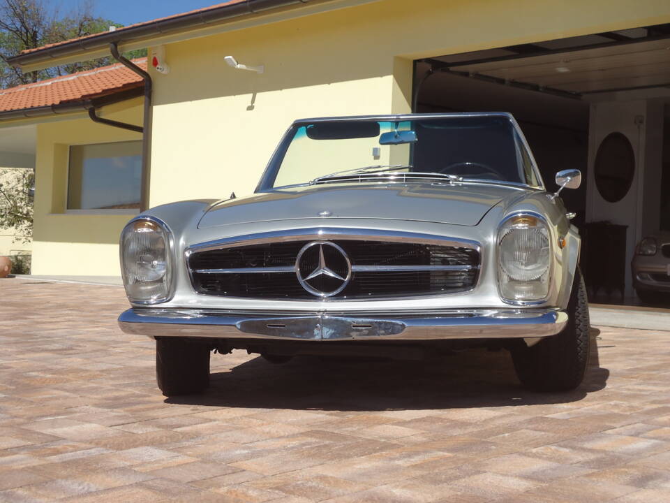 Image 5/20 de Mercedes-Benz 230 SL (1963)