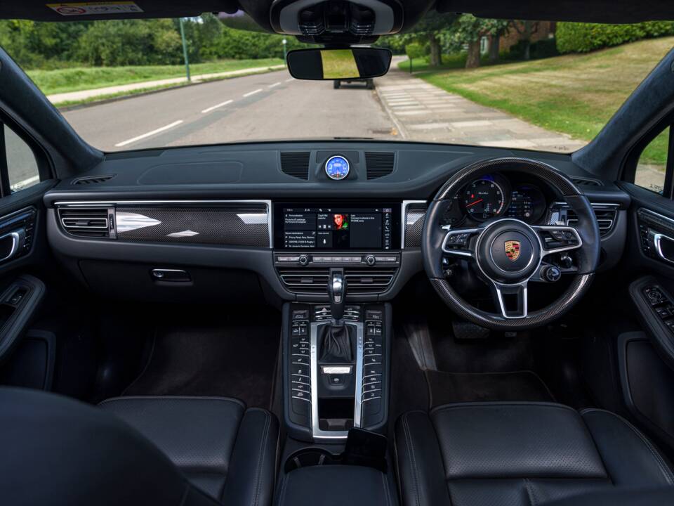 Bild 14/28 von Porsche Macan S (2020)