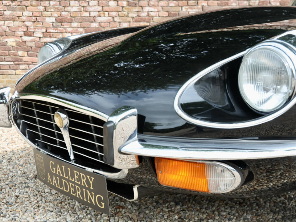 Image 50/50 of Jaguar E-Type V12 (1974)