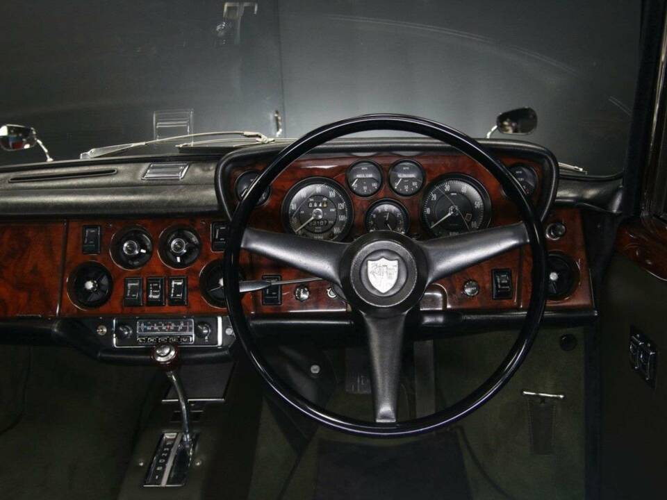 Image 24/50 de Bristol 411 Mk. I (1970)