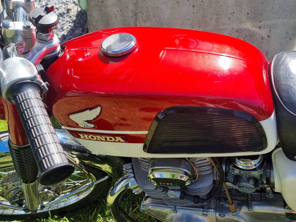 Image 34/63 of Honda CB 250 K2 (1970)