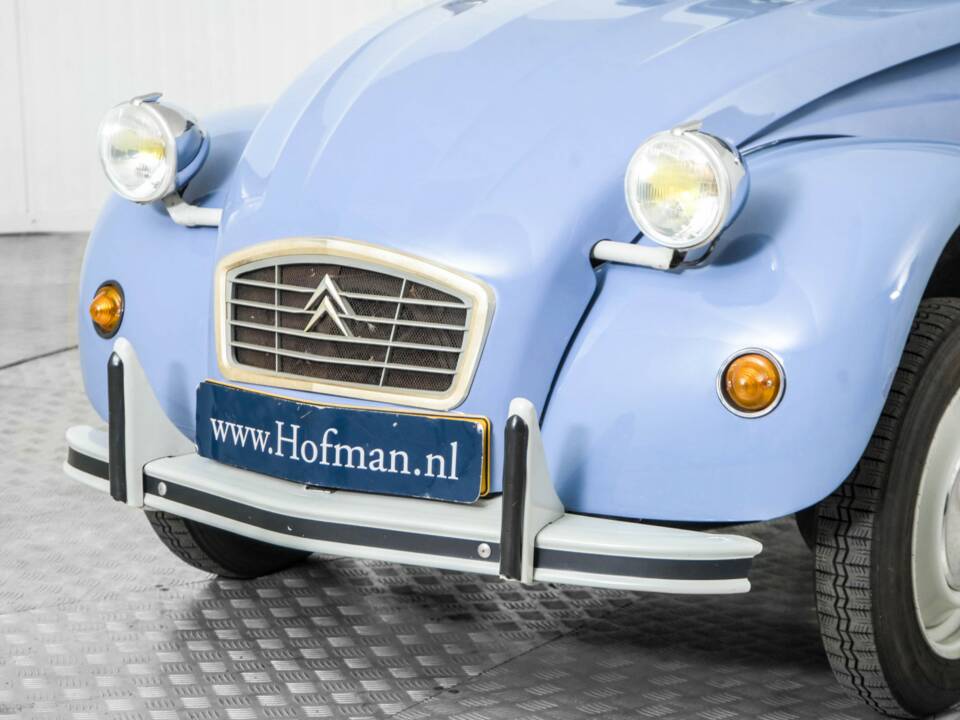 Image 18/50 of Citroën 2 CV 6 (1987)