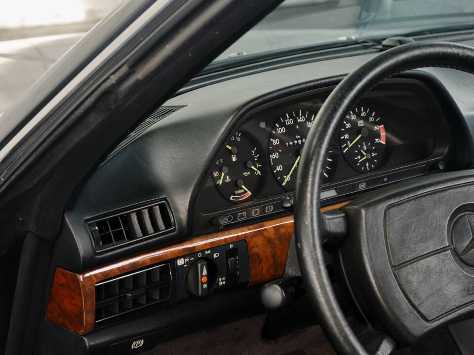 Bild 45/50 von Mercedes-Benz 500 SEC SGS (1985)