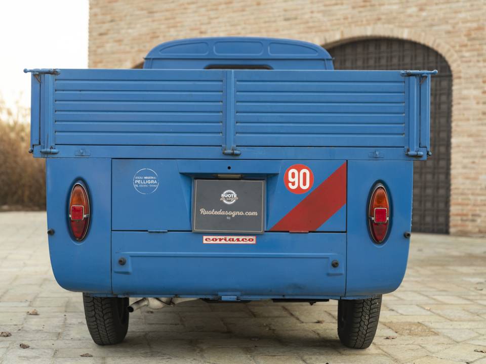 Image 2/44 of FIAT 600 T Coriasco (1968)