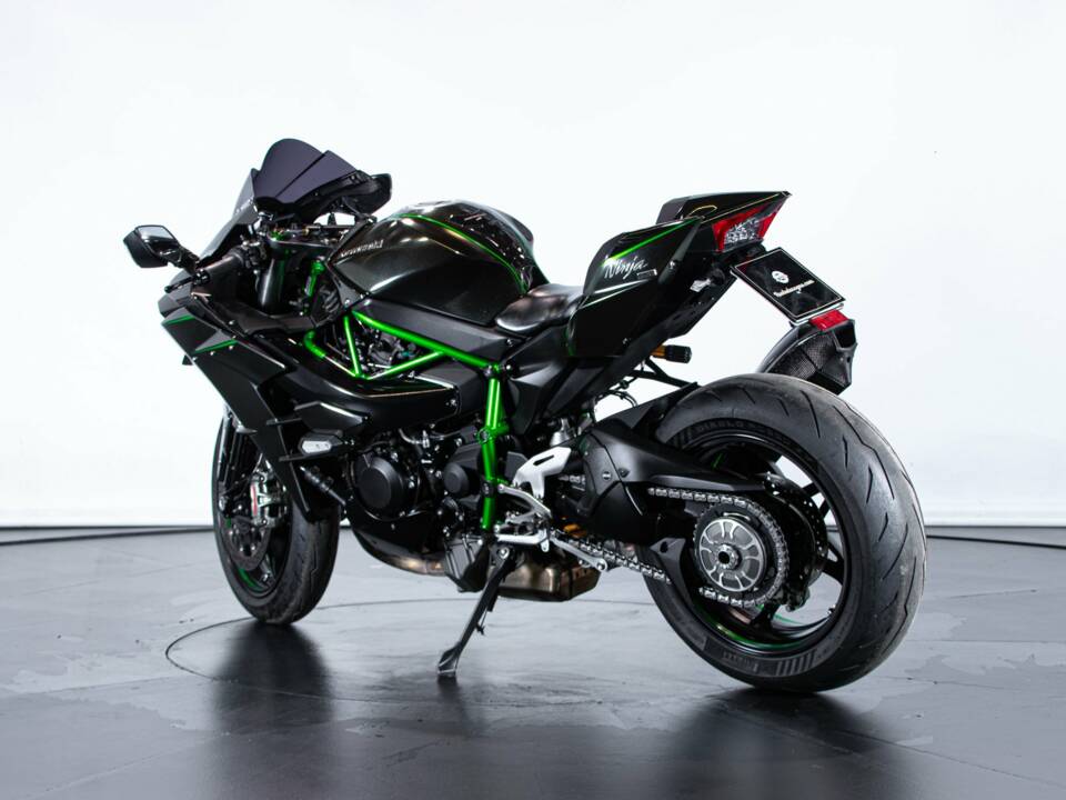 Bild 2/50 von Kawasaki DUMMY (2018)