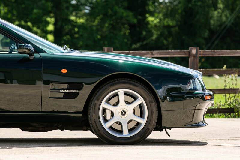 Bild 32/32 von Aston Martin V8 Coupé (1998)