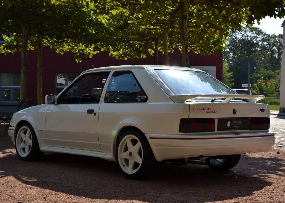 Afbeelding 5/19 van Ford Escort turbo RS (1988)